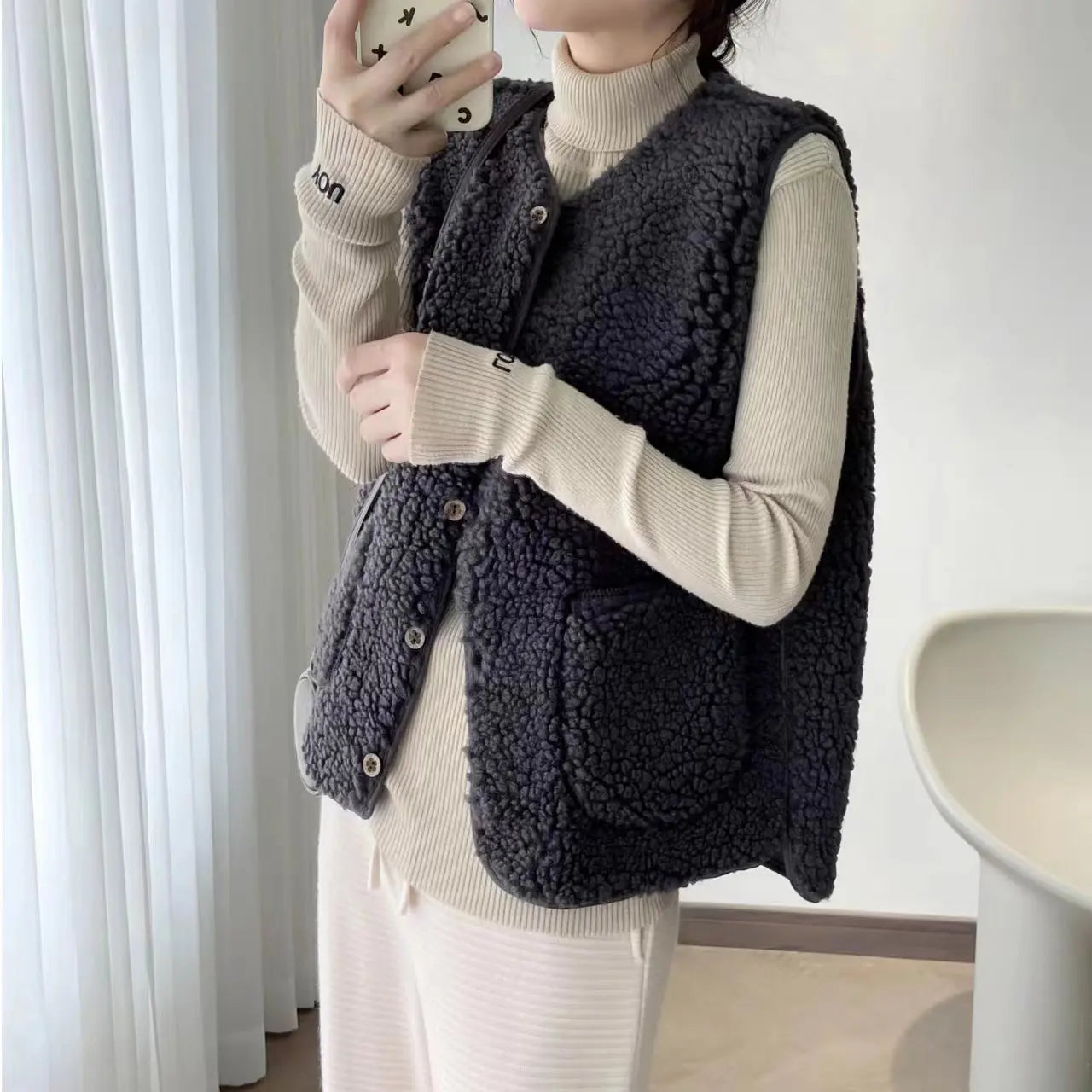 Diana - Loose Casual Sleeveless Wool Vest Top